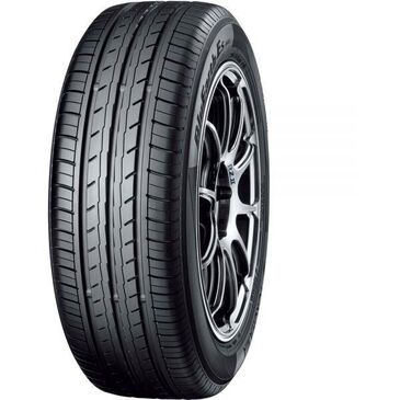 YOKOHAMA BLUEARTH-ES ES32